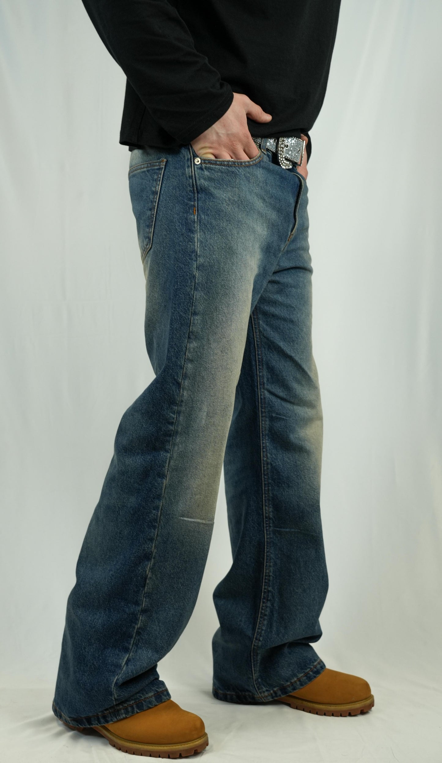 JEANS BOOTCUT – LIGHT WASH